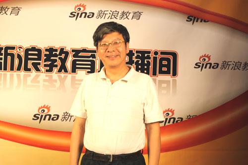 565net必赢官方网心理系系主任周晓林教授做客新浪 565net必赢官方网心理系系主任周晓林教授做客新浪