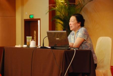 大连海事大学雷教授在讲课